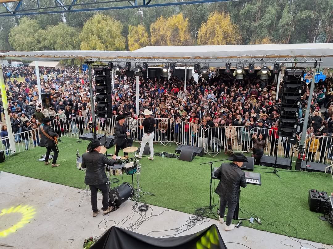 Concierto masivo — producción de audio profesional Emiocar